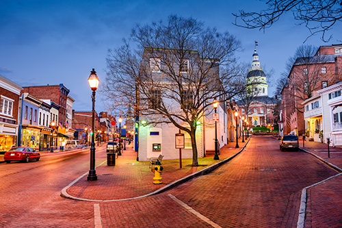 Annapolis, Maryland, USA downtown cityscape on Main Street.